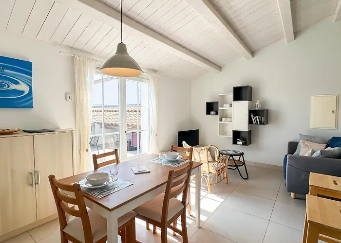 Villa Jolie Avec Vue Sur Le Clocher *